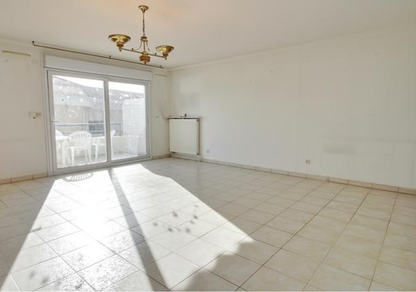 Appartement Frejus 3 pièces 82 m2 Avec 2 garages
