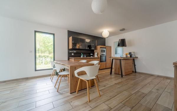 Maison à vendre    4 pièces • 95 m2 Mimizan