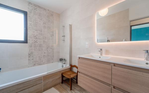 Maison à vendre    4 pièces • 95 m2 Mimizan