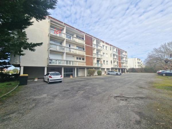 T3 lumineux avec 2 balcons, cave et parking – Muret centre