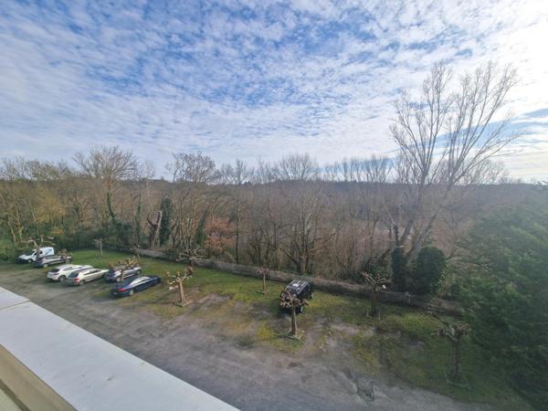 T3 lumineux avec 2 balcons, cave et parking – Muret centre