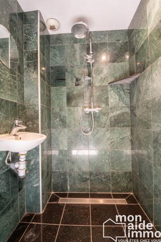 Maison 7 pièces - 203m² - Terrain 386m²