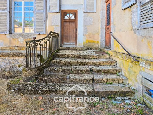 Dpt nièvre (58),LORMES, Hotel particulier à vendre 25 pièces, 780m² avec terrain clos, 3h de Paris et Lyon, idéal gîte, chambre d'hôtes, séminaires