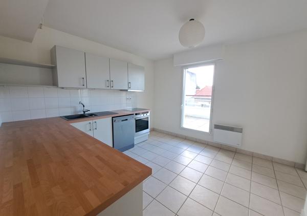 Bel appartement T3 de 85 m² avec deux terrasses, ascenseur et box