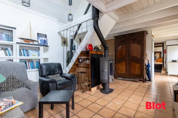 Maison 6 pièce(s)