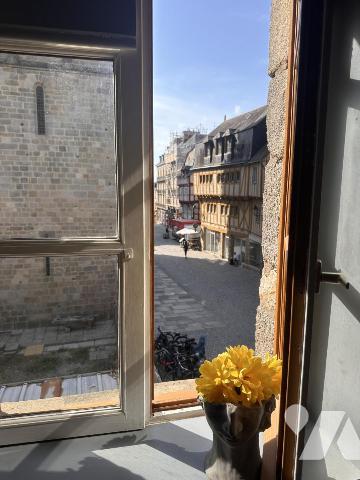 A VENDRE 56 VANNES Intra muros, cathédrale, bel appartement rénové 