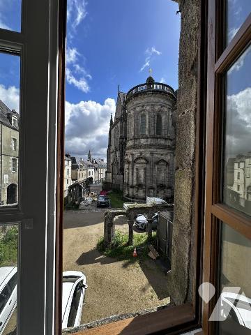A VENDRE 56 VANNES Intra muros, cathédrale, bel appartement rénové 