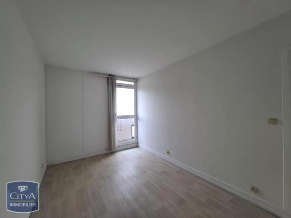 Appartement à louer 2 pièces 50.99m² Bourges (18000)