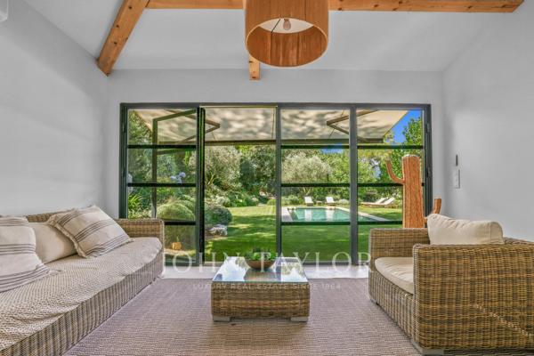 Très belle villa sur les hauteurs de Cannes