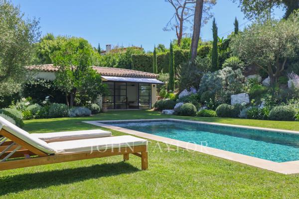 Très belle villa sur les hauteurs de Cannes