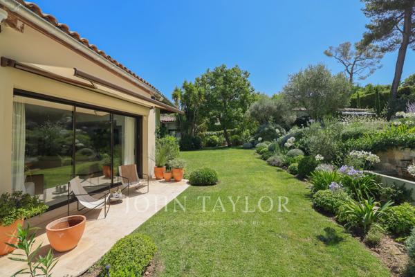 Très belle villa sur les hauteurs de Cannes
