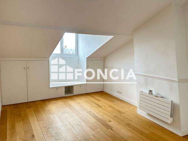 Location Appartement 3 pièces 74.7 m² - 15 RUE DU DOCTEUR LANCEREAUX Paris 75008