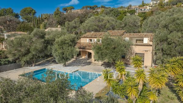 Mougins - Villa provençale de charme – Calme absolu & environnement privilégié