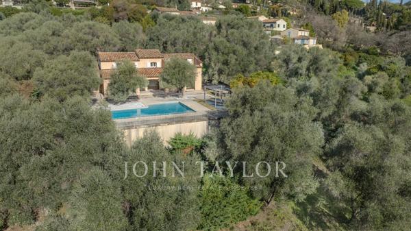 Mougins - Villa provençale de charme – Calme absolu & environnement privilégié