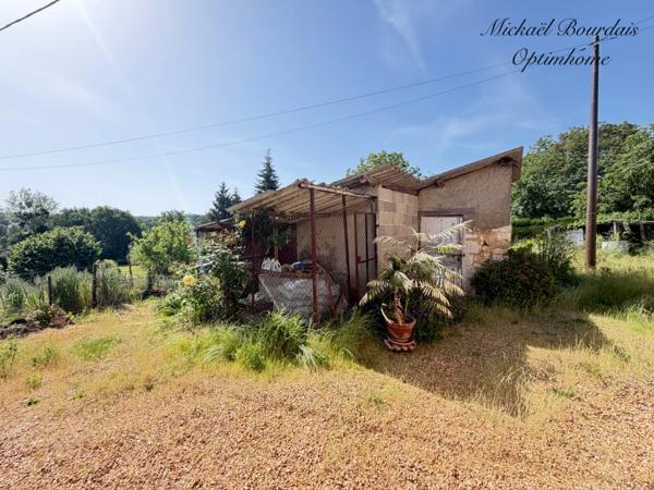 Maison de campagne de plain-pied avec terrain d’environ 1 hectare – Environnement calme et verdoyant