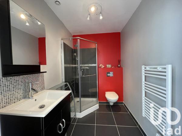 Maison 9 pièces de 304 m² à Anville (16170)