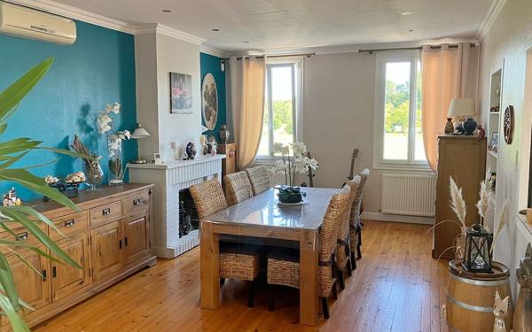 Maison à vendre    7 pièces •  Angoulême