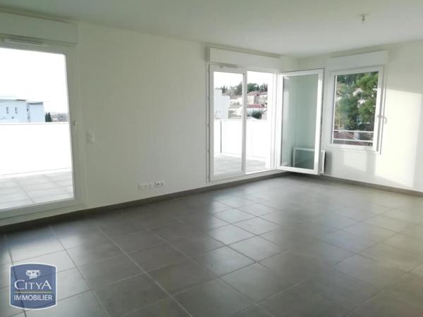 Appartement à louer 3 pièces 65.7m²