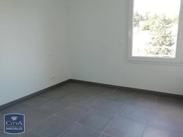 Appartement à louer 3 pièces 65.7m²