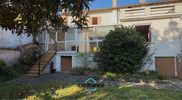 Saint Sulpice la Pointe, Maison de ville T8 de 208 m², terrain de 470 m2+atelier+caves