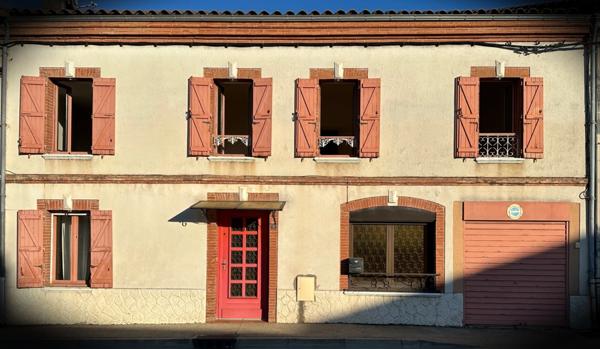 Saint Sulpice la Pointe, Maison de ville T8 de 208 m², terrain de 470 m2+atelier+caves