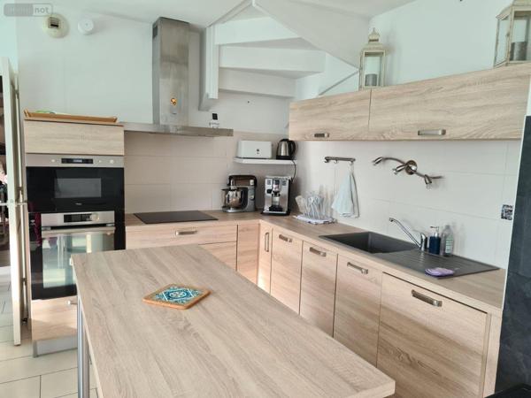 Maison individuelle à vendre à Guilers dans le Finistère (29820), ref : VENT29149-149   
Proche bourg