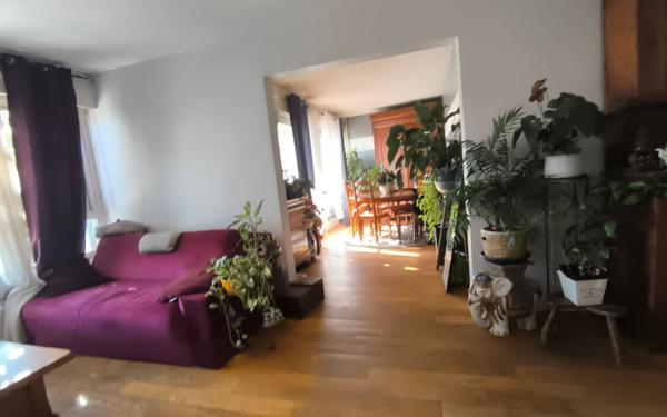 Appartement à vendre    4 pièces • 74,86 m2 Saint-Gratien