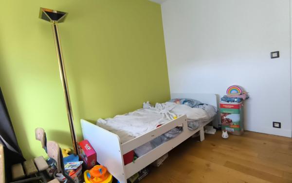 Appartement à vendre    4 pièces • 74,86 m2 Saint-Gratien