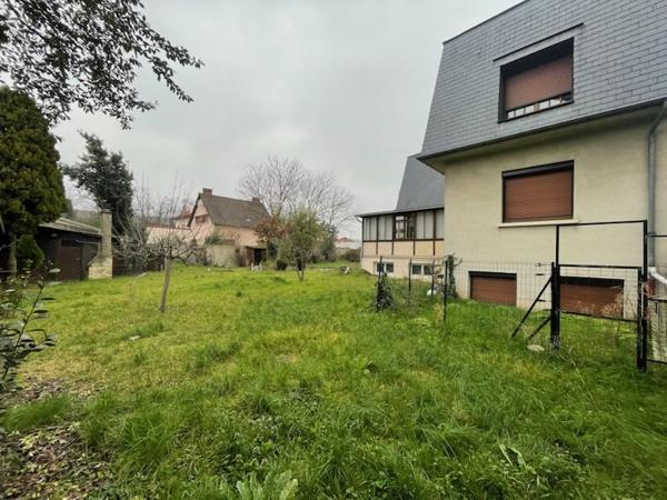 Maison - 11 pièce(s) - 289 m2