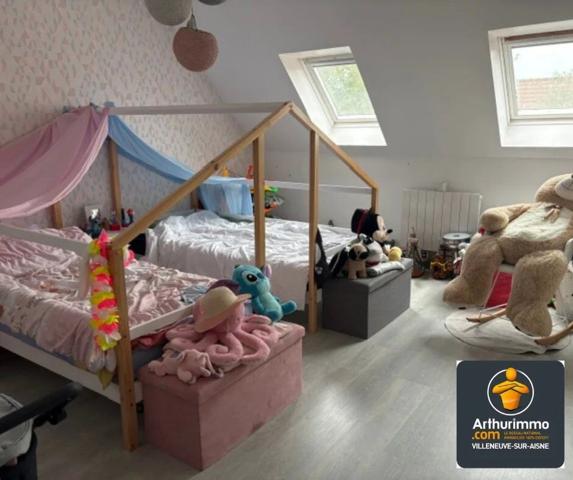 Vente Maison de village 5 pièces 94 m2 à Villeneuve-sur-Aisne