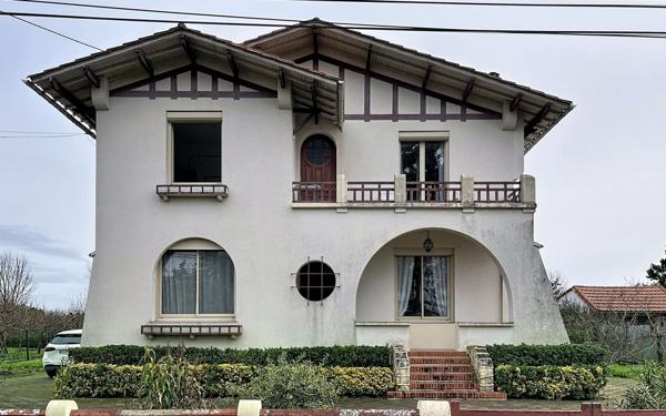 Maison à vendre    4 pièces •  Bergerac