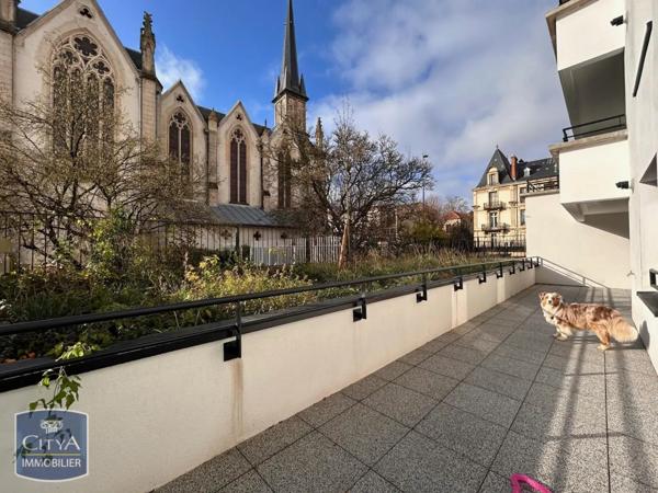 Appartement à louer 4 pièces 81.54m²