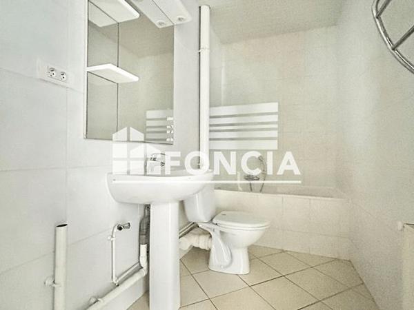 Location Appartement 3 pièces 73.59 m² - 84 RUE JOFFRE Clouange 57185