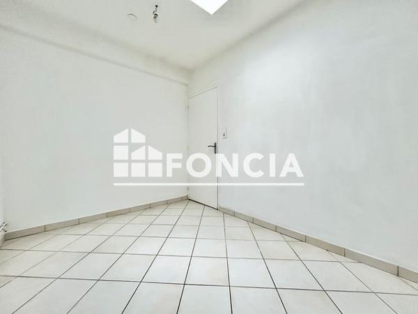 Location Appartement 3 pièces 73.59 m² - 84 RUE JOFFRE Clouange 57185