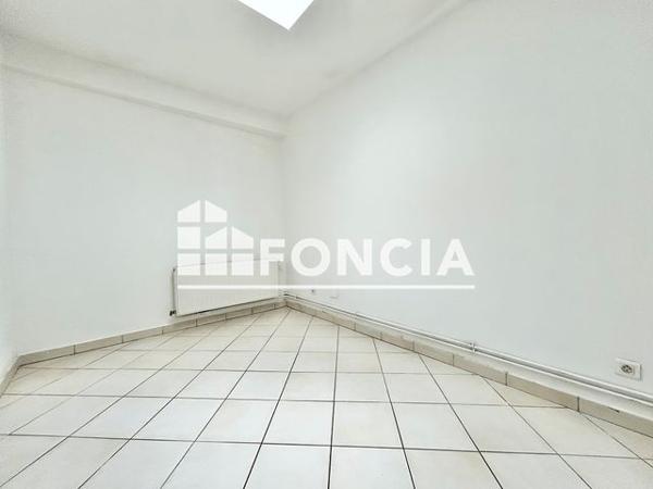 Location Appartement 3 pièces 73.59 m² - 84 RUE JOFFRE Clouange 57185