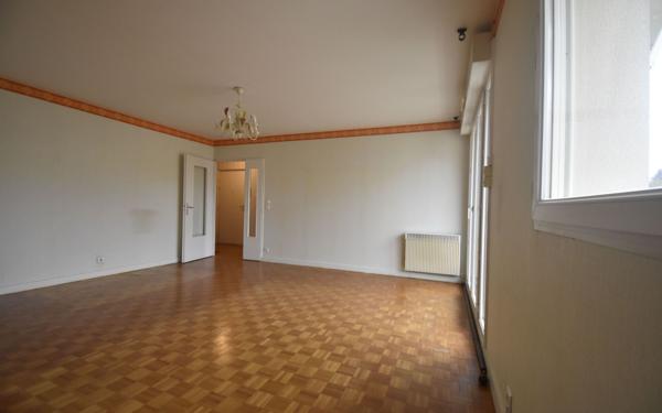 Appartement à vendre    4 pièces • 82 m2 Cosne-Cours-sur-Loire