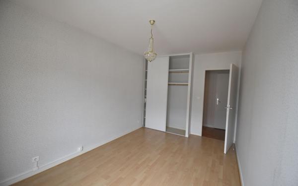 Appartement à vendre    4 pièces • 82 m2 Cosne-Cours-sur-Loire