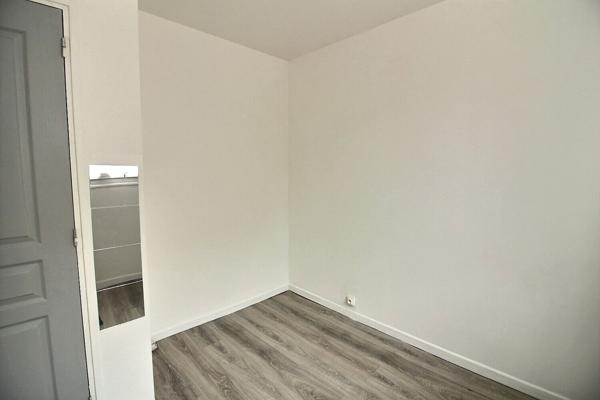 Appartement 3 pièces 43m² Suresnes République - Terrasse plein sud