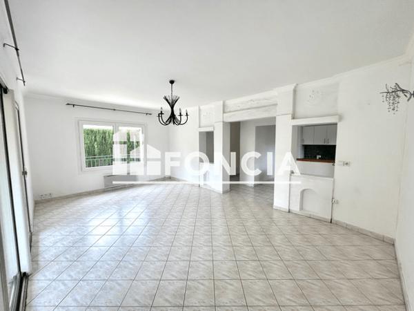 Location Appartement 3 pièces 71 m² - 336 AVENUE GUSTAVE FLAUBERT Saint Aygulf 83370