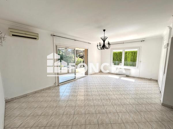 Location Appartement 3 pièces 71 m² - 336 AVENUE GUSTAVE FLAUBERT Saint Aygulf 83370