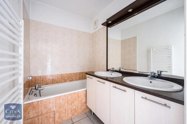 Appartement à vendre 3 pièces 65m² Albertville (73200)