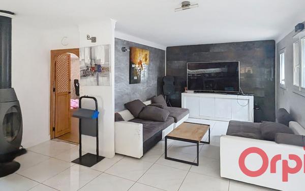 Maison à vendre    5 pièces •  Bompas