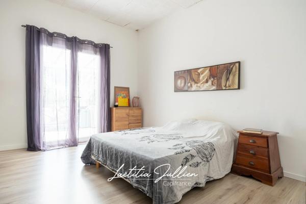 Maison de plain-pied T3 – Terrain plat 906 m² – Proche village d’Éoures