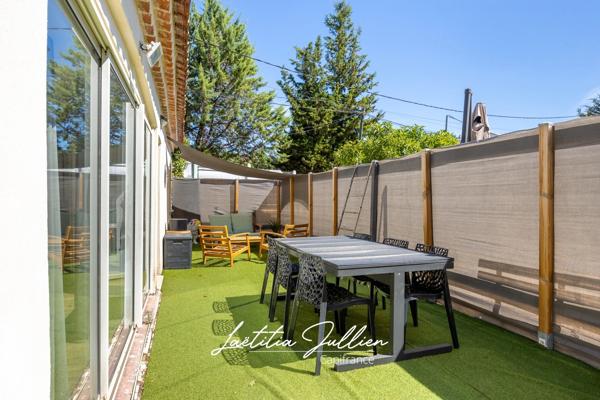 Maison de plain-pied T3 – Terrain plat 906 m² – Proche village d’Éoures