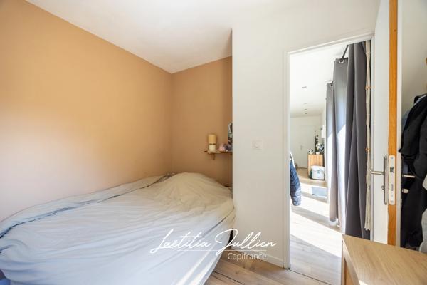 Maison de plain-pied T3 – Terrain plat 906 m² – Proche village d’Éoures