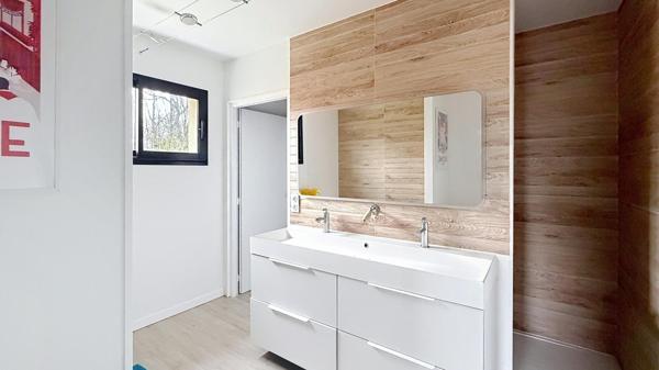 Maison 5 pièces 144 m²