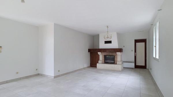 Maison à vendre à Nérac - plain-pied de 3 chambres avec garage et jardin