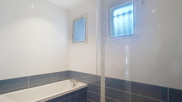 Maison à vendre à Nérac - plain-pied de 3 chambres avec garage et jardin