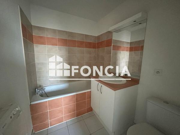 Location Appartement 2 pièces 38 m² - 96 RUE CHAUME Manosque 04100