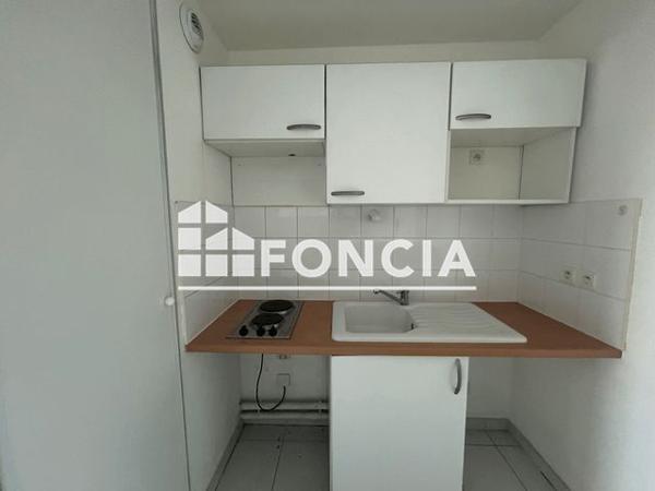 Location Appartement 2 pièces 38 m² - 96 RUE CHAUME Manosque 04100